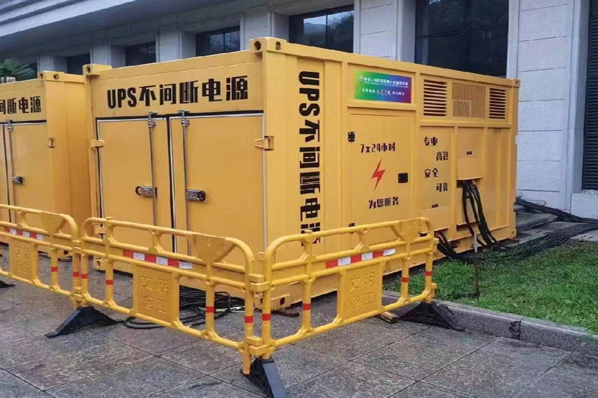 新城街道发电机租赁施工现场